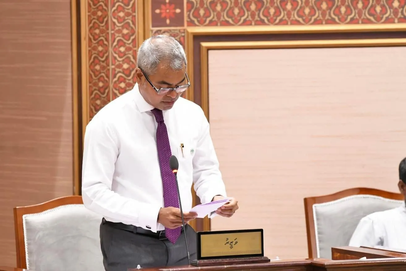 ރައީސުލްޖުމްހޫރިއްޔާ ރަށަކަށް ވަޢުދެއް ވެވަޑައިގެންފައިވާ ނަމަ އެ ވަޢުދެއް ފުއްދަވާނެ: ވަޒީރު ޠާރިޤު