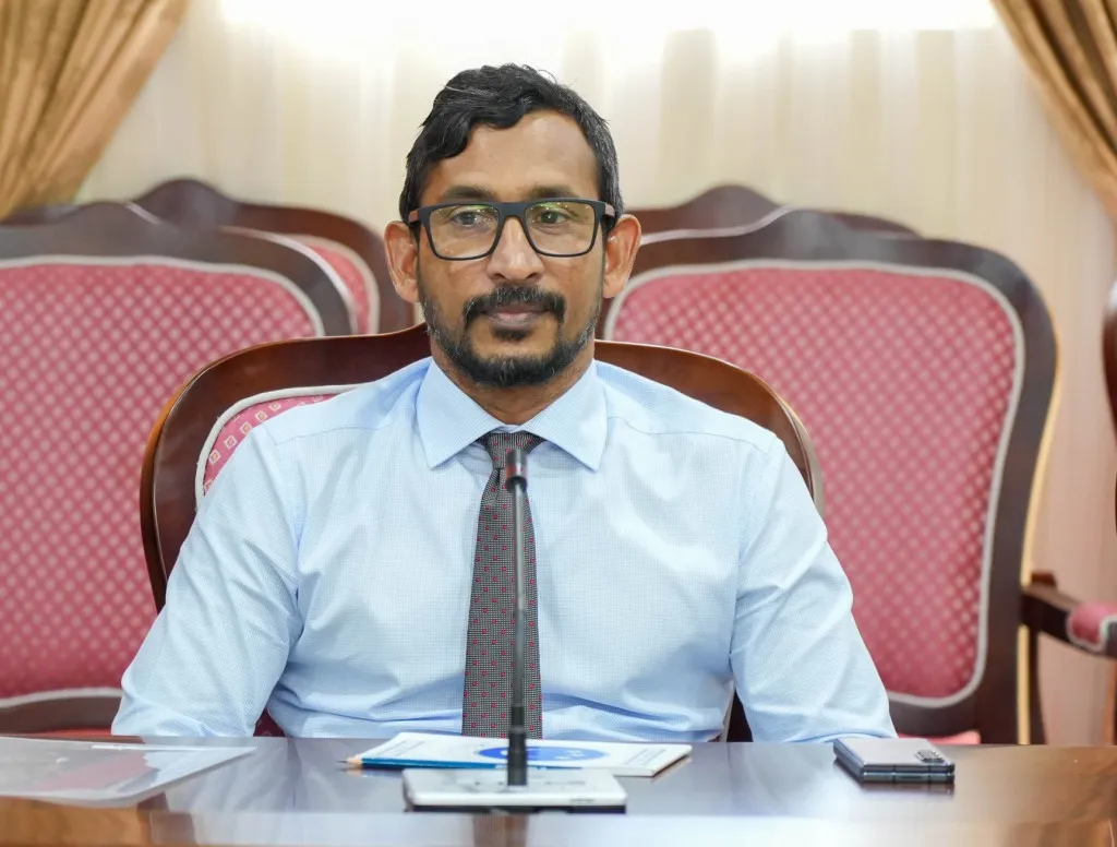 އިސްރާއީލް ޕާސްޕޯޓު މައްސަލައިގައި ފަލަސްތީނާއި އަރަބި ގައުމުތަކުގެ ލަފާހޯދަން ޖެހޭ: ފަލާހް