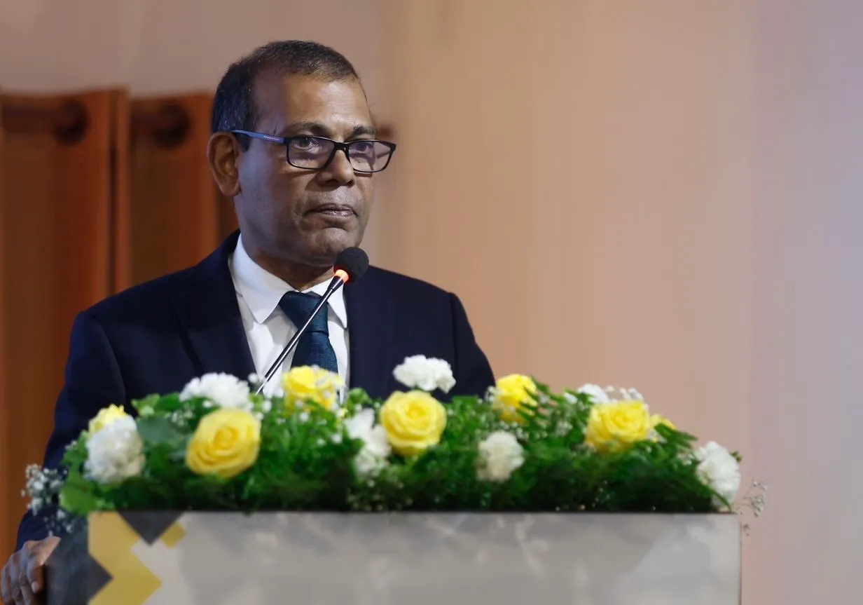 ރަޝިޔާ ސަފީރު އަރިހުން ރައީސް ނަޝީދު މަޢާފަށް އެދިވަޑައިގެންފި