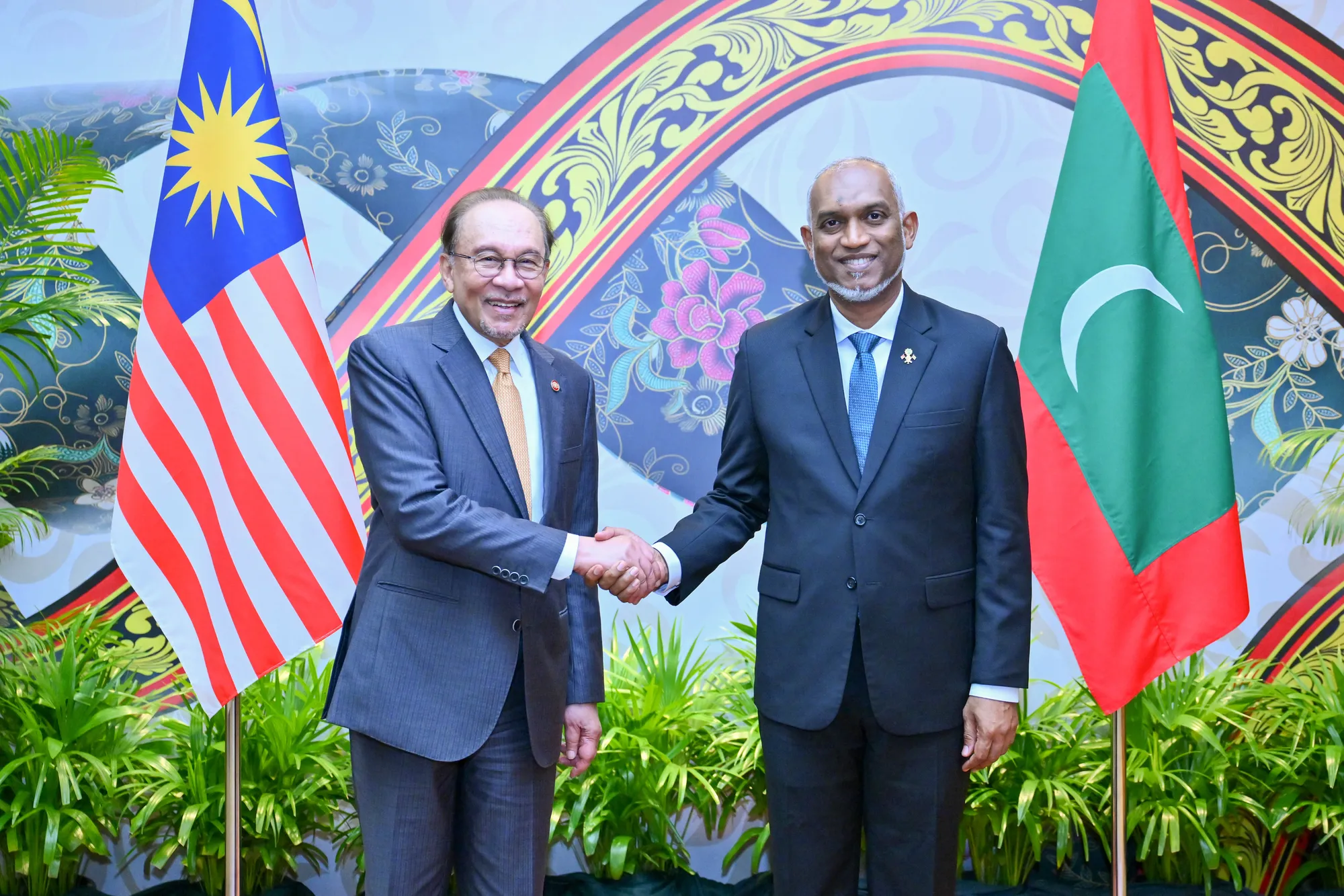 Malaysia to Provide USD 100 Million Facility to Maldives, Says PM Anwar Ibrahim