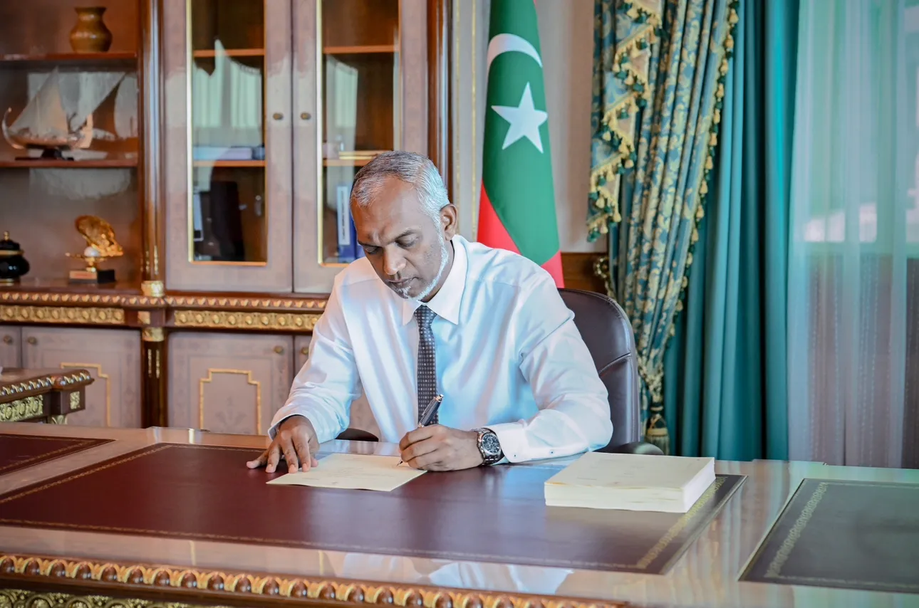 ވޭޕް މަނާ ކުރާ ބިލު ރައީސުލްޖުމްހޫރިއްޔާ ތަޞްދީޤުކުރައްވައިފި