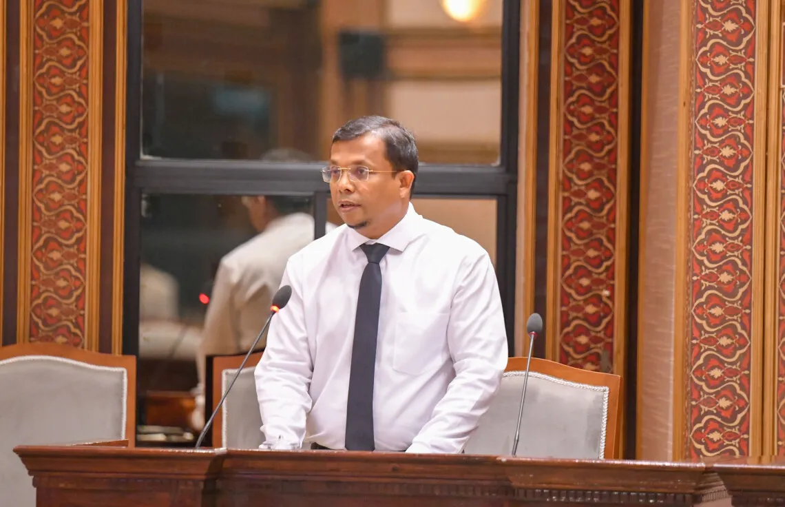 ދައުލަތުގެ ޚަރަދަށް ޒިންމާވުމުގެ ގާނޫނުގެ މާއްދާތައް ސަސްޕެންޑް ކުރުން އުވާލުމަށް މަޖިލީހަށް ހުށަހަޅައިފި