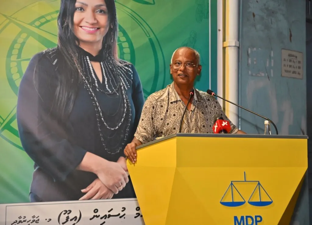 މި ސަރުކާރުގައި 1500 އަށް ވުރެން ގިނަ ސިޔާސީ މަގާމު އުފައްދާފައިވާކަމަށް އަންދާޒާކުރެވޭ: ރައީސް ޞާލިހު