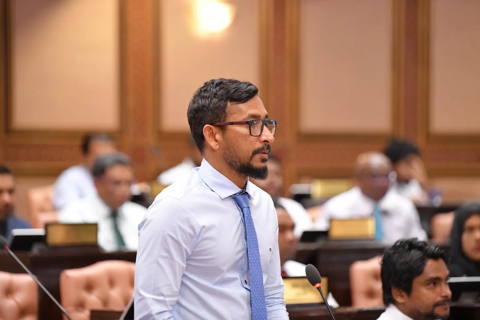 އެންމެ އިސްކަންދޭނީ އިޒްރާއީލް ޕާސްޕޯޓް މަނާކުރާ ބިލް އަވަހަށް ނިންމަން: ފަލާހް