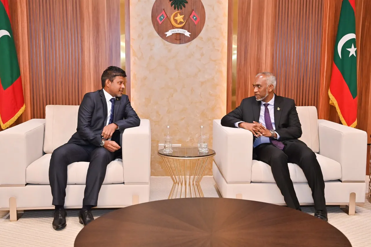 ރައީސް އާއި ނައިބު ރައީސް މަޖިލީހަށް ހާޒިރުކުރެވޭ ގޮތަށް މަޖިލީހުގެ ގަވާއިދު ބަދަލުކުރަން ހުށައަޅައިފި