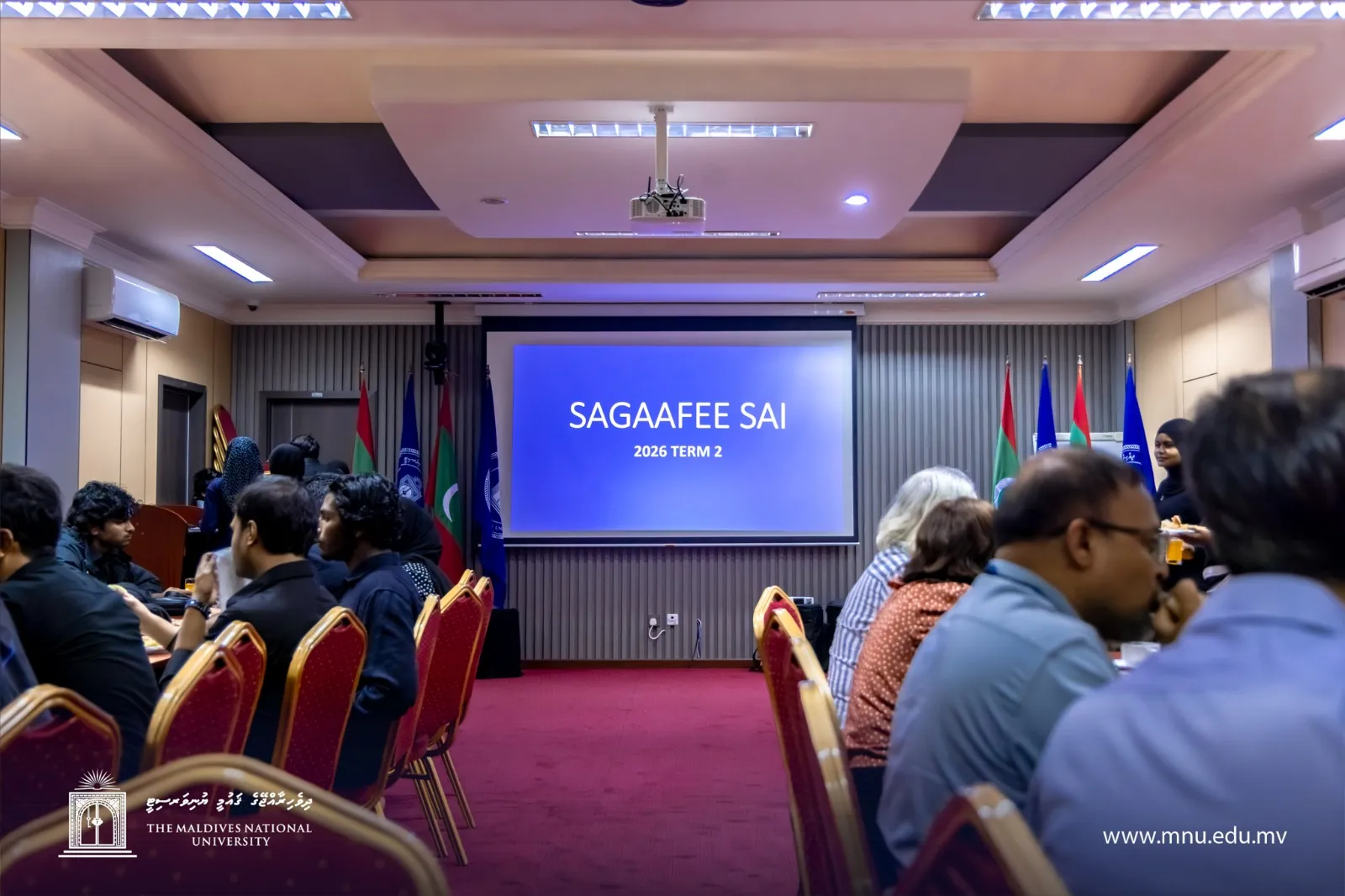ބައިނަލްއަގުވާމީ ދަރިވަރުންނަށް ދިވެހި ސަގާފަތް ދައްކައިލުމަށް އެމްއެންޔޫއިން ހާއްސަ ހަރަކާތެއް ބާއްވައިފި