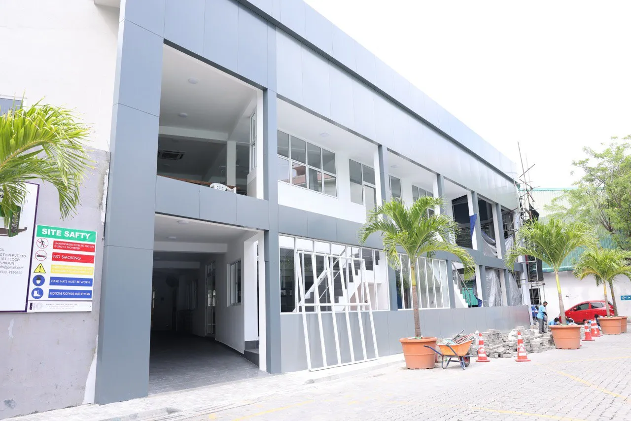 އާސަހަރާގެ މަސައްކަތް ނިންމައި، އަންނަ ހުކުރުގައި ހުޅުވަނީ
