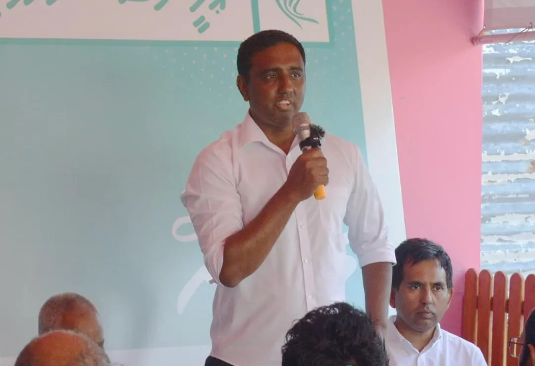 މި ސަރުކާރު ވެރިކަމާ ހަވާލުވިއިރު ހޯރަފުށީ ދާއިރާ ގިނަ ޕްރޮޖެކްޓްތައް ހުރީ ހުއްޓިފައި: އަލީ މޫސަ