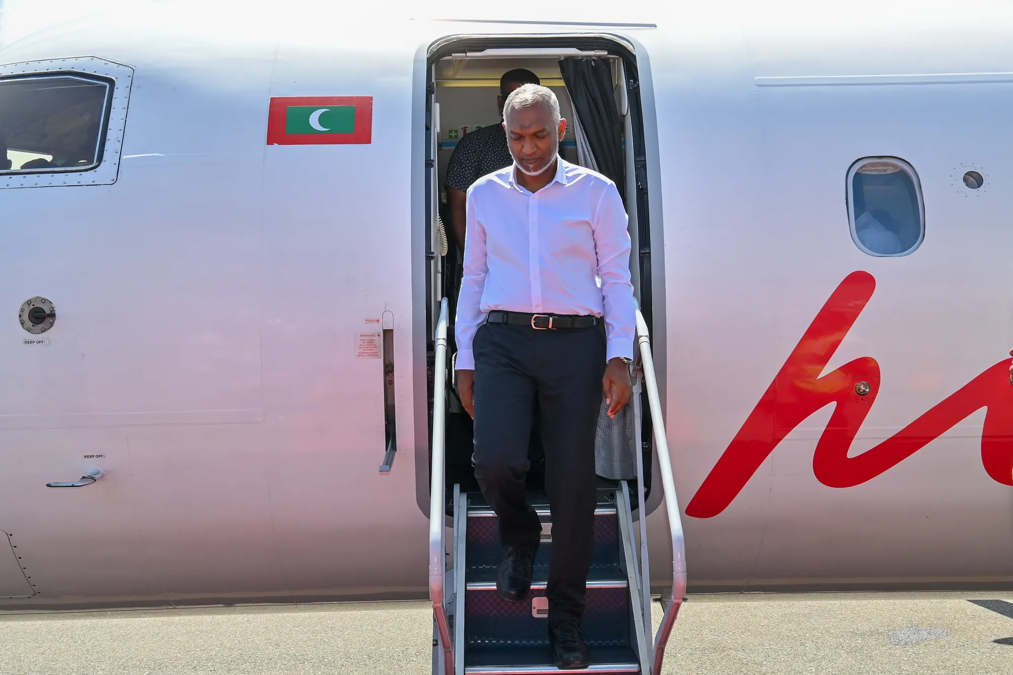 އުތުރުގެ ހަތަރު އަތޮޅަަށް ކުރެއްވި ދަތުރުފުޅަށްފަހު ރައީސް ޑރ. މުހައްމަދު މުއިއްޒު މާލެ ވަޑައިގެންފި