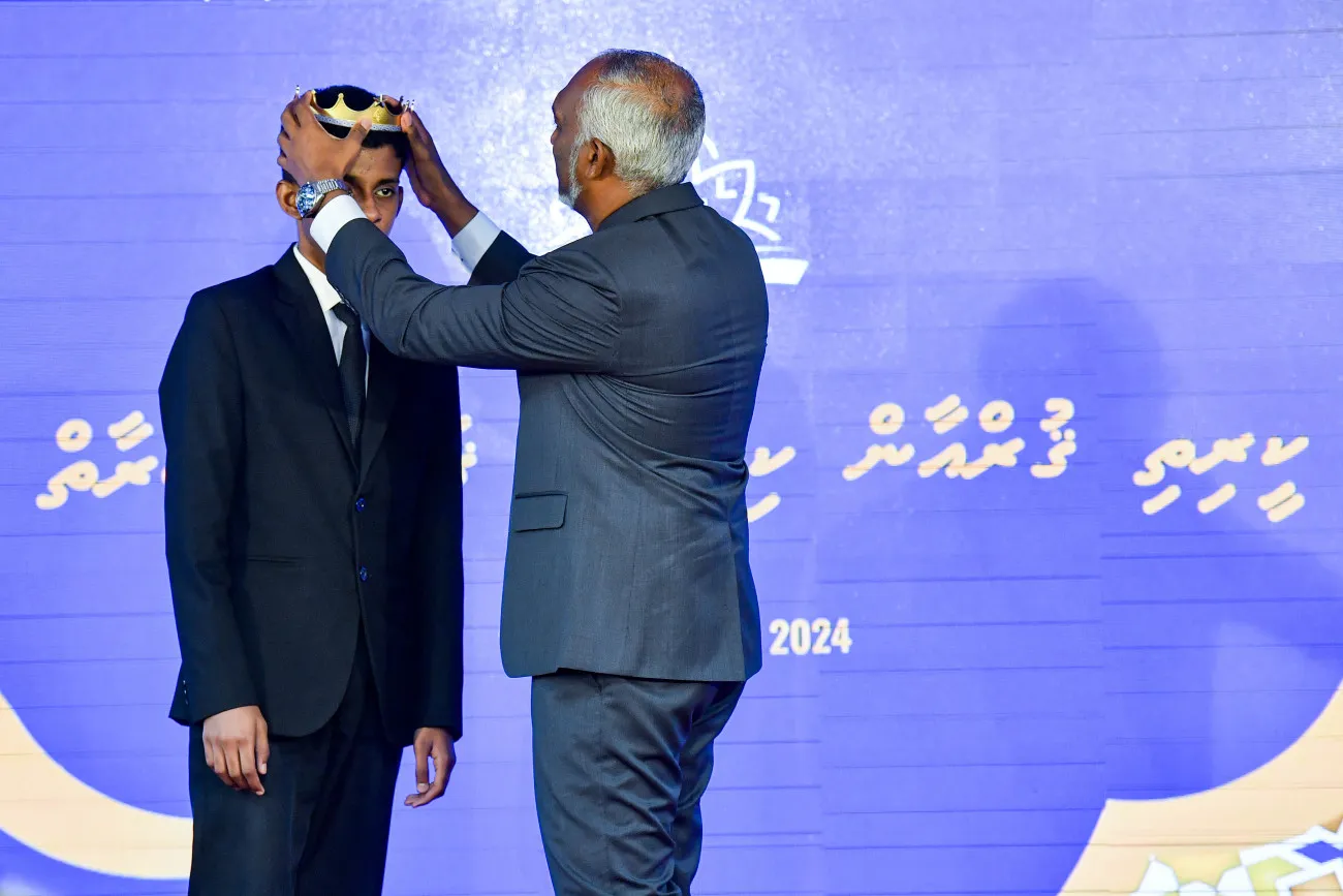 ވިހި ސެންޓަރެއްގައި 1434 މީހަކު ދަނީ ޤުރުއާން ހިތުދަސްކުރަމުން