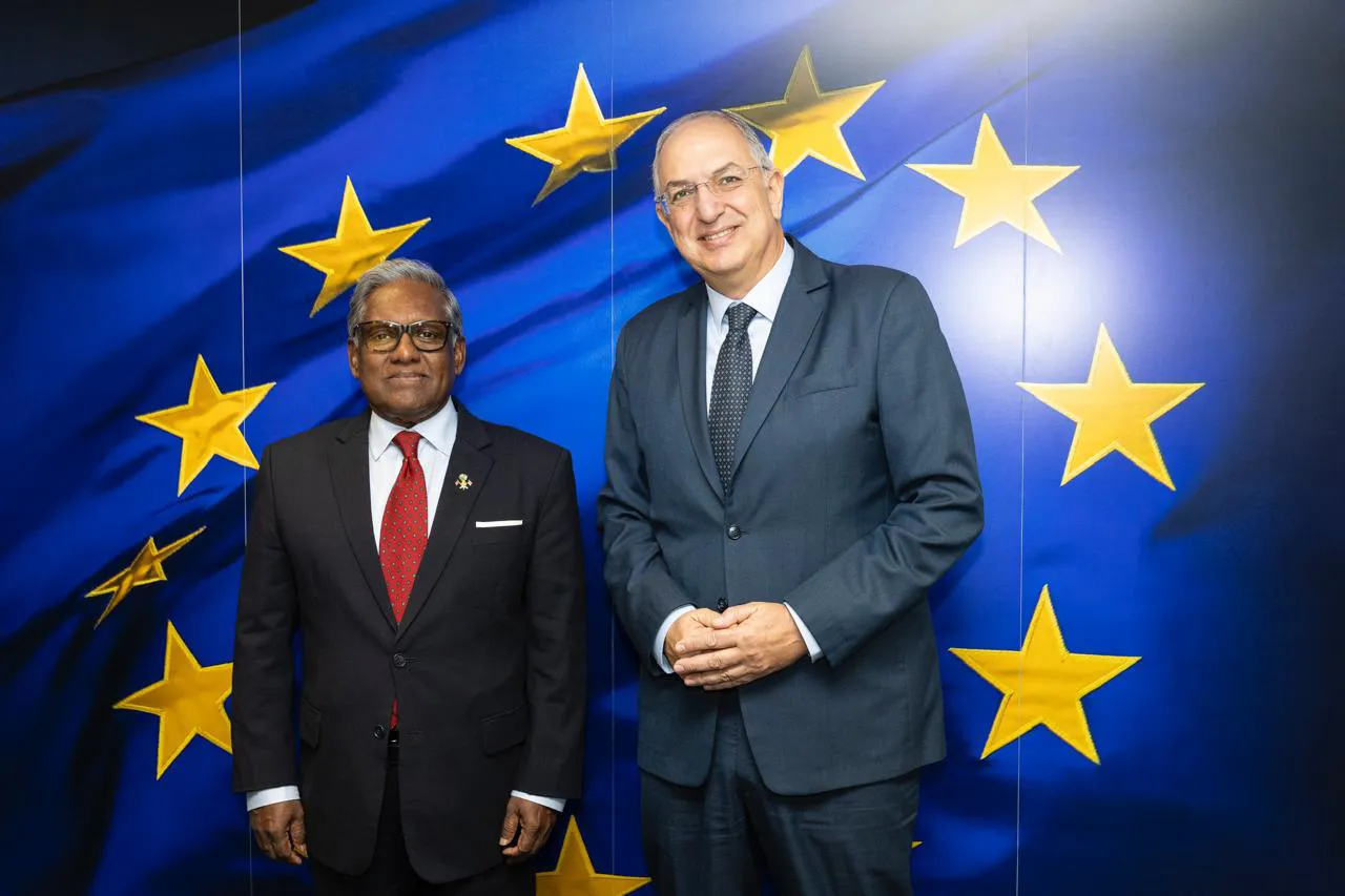 Special Envoy of the President and former President, Dr. Mohamed Waheed Hassan and European Commissioner for Fisheries and Oceans, Costas Kadis (Photo/President's Office)