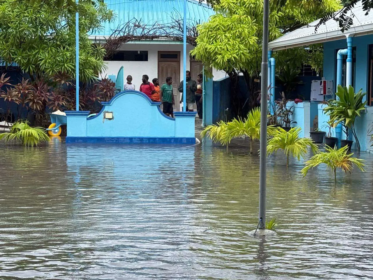 ބޯކޮށް ވާރޭވެހި ހެނބަދޫ ފެނުއަޑީގައި؛ 75 ގެއަކަށް އެކިވަރުގެ ގެއްލުން ވެއްޖެ