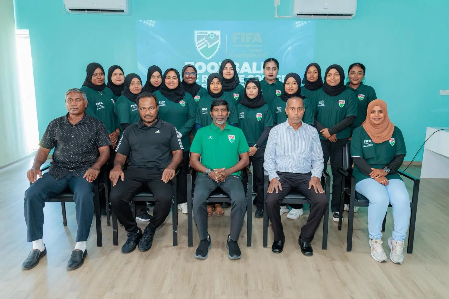 ރާއްޖޭގައި ފުރަތަމަ ފަހަރަށް އަންހެނުންނަށް ހާއްސަކޮށްގެން ރެފްރީ ކޯހެއް ފަށައިފި