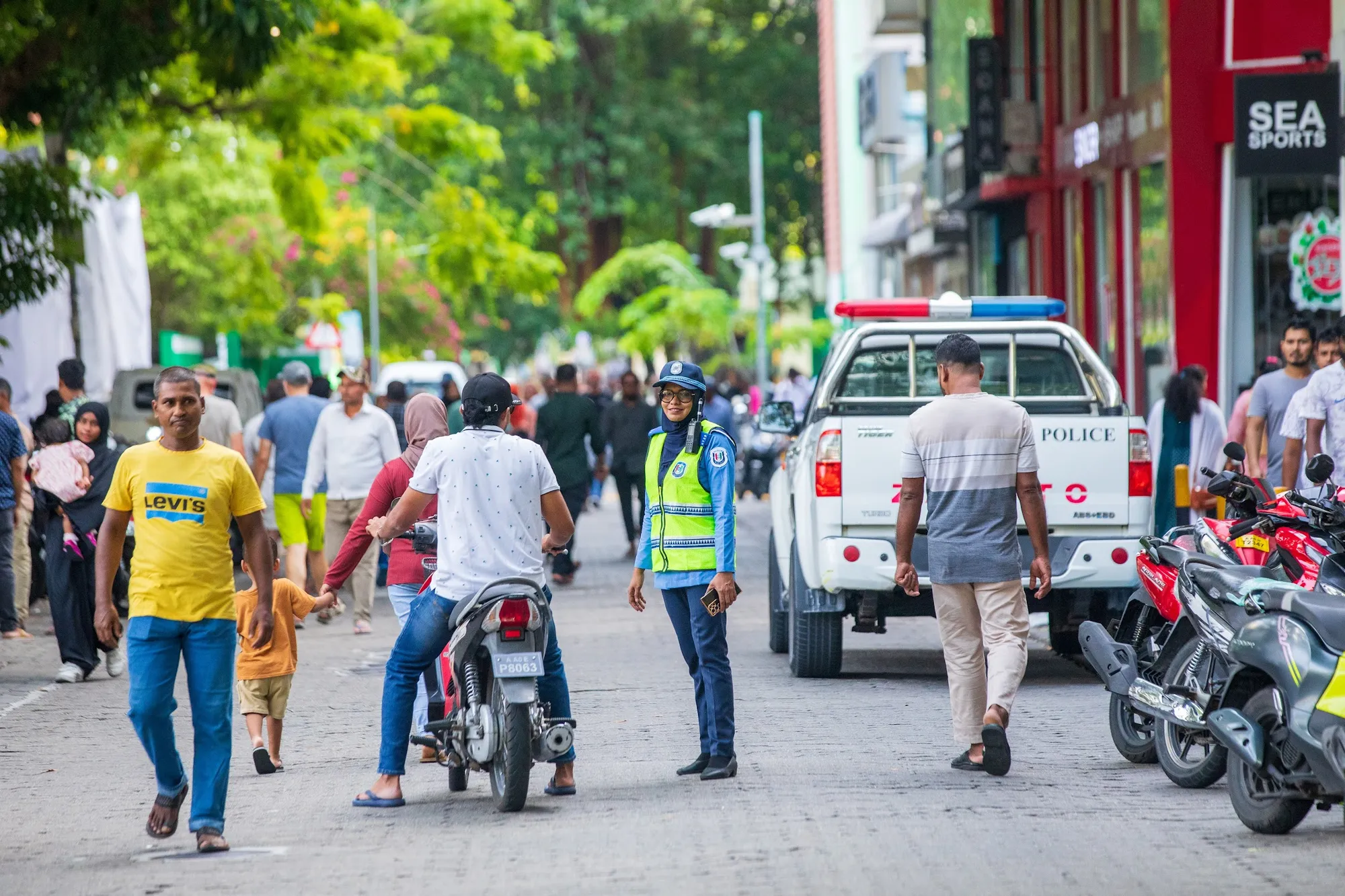 މިނިވަން ދުވަހުގެ ހަރަކާތްތަކާއި ގުޅިގެން 25،26،27 ގައި ވެހިކަލް މަނާ ވަގުތުތަކެއް