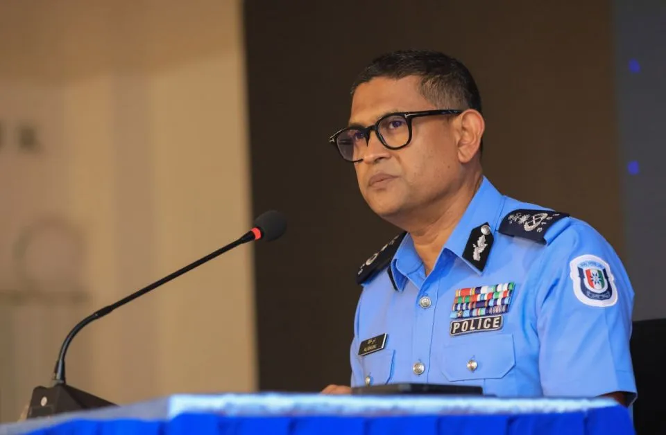 ކޮމިޝަނަރ އޮފް ޕޮލިސް ޢަލީ ޝުޖާޢު މަޤާމުން އިސްތިއުފާ ދެއްވަން ނިންމަވައިފި!