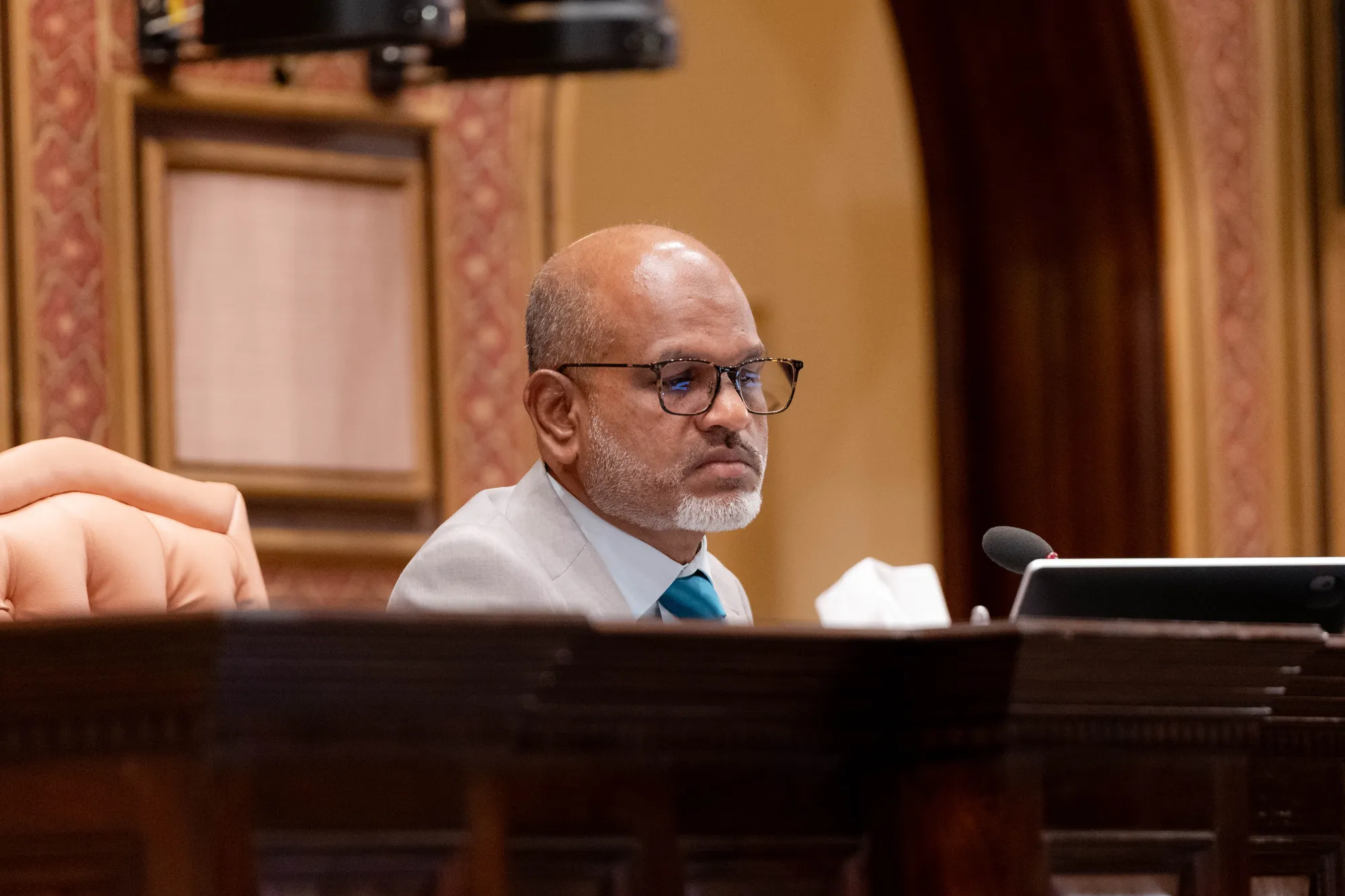 މީރާއަށް 15 ބިލިއަން ރުފިޔާ ނުލިބި އެބަހުރި، އެ ފައިސާ ހޯދަން އެބަޖެހޭ: ނާޒިމް