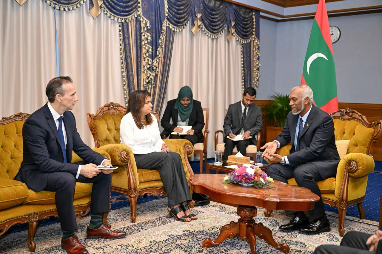 ޑިވެލޮޕްމެންޓް ބޭންކުގެ ސީއީއޯ އަދި ޗެއާޕާސަނަކަށް ބޭރުގެ ތަޖުރިބާކާރު ދެބޭފުޅުން އައްޔަނުކޮށްފި