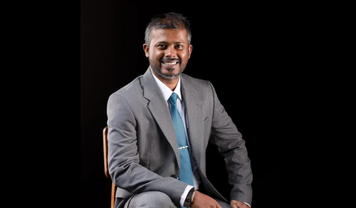 ސިފައިން ގޭގައި މަސައްކަތްކުރި ޒިހާން، ދައުލަތުގެ ތިން ބާރުގައި ހުޅުޖަހަން ބުނި މައްސަލަ ބަލަނީ