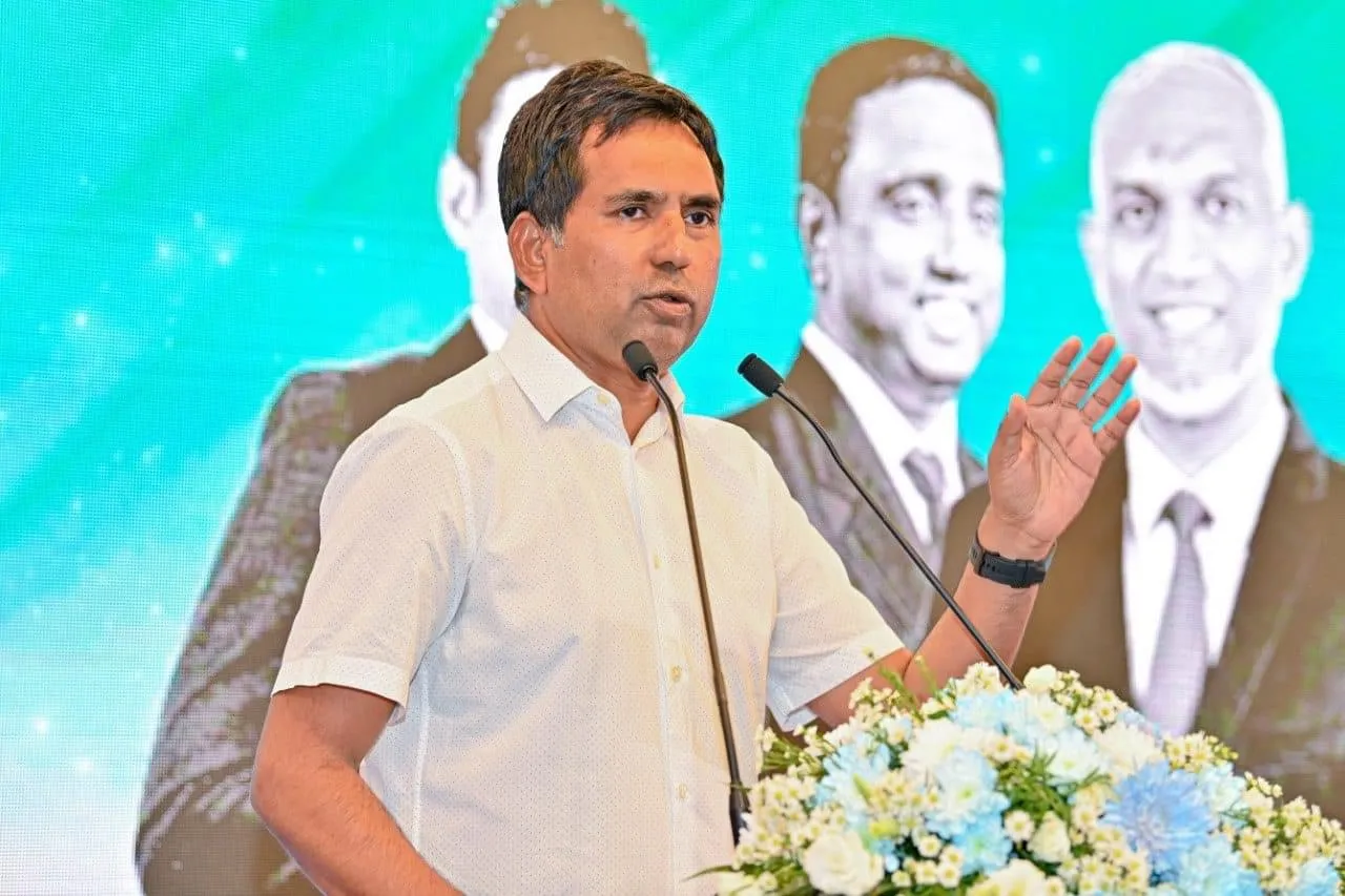 “ތިން އިމާރާތް އެޅޭ އަގުގައި މިލަދޫގައި އެއް އިމާރާތް އަޅާފައި އެބަހުރި؛ މިއީ މިސްރާބު ހަމަވެފަ ހުރި ވަރު”