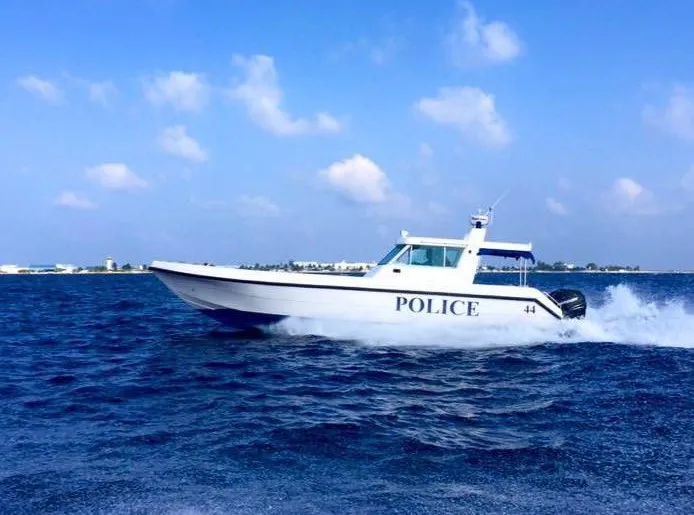 މަރުވެފައި އޮތް މީހެއްގެ ހަށިގަނޑު ކަނޑުމަތިން ފެނިއްޖެ