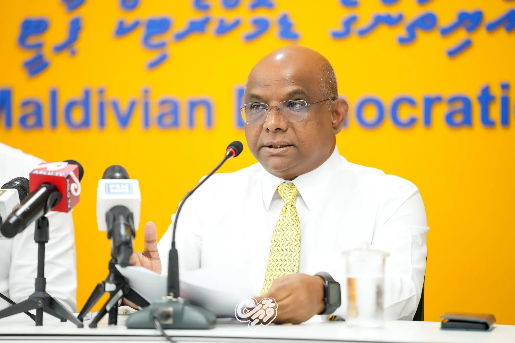 ސަރުކާރުން ޓެކްސީގެ ހިދުމަތަށް ނިކުތުމަކީ، ސަރުކާރުގެ ސިޔާސަތުތަކުގައި މިސްރާބެއް ނެތްކަން ދޭހަވާކަމެއް: ޝާހިދު