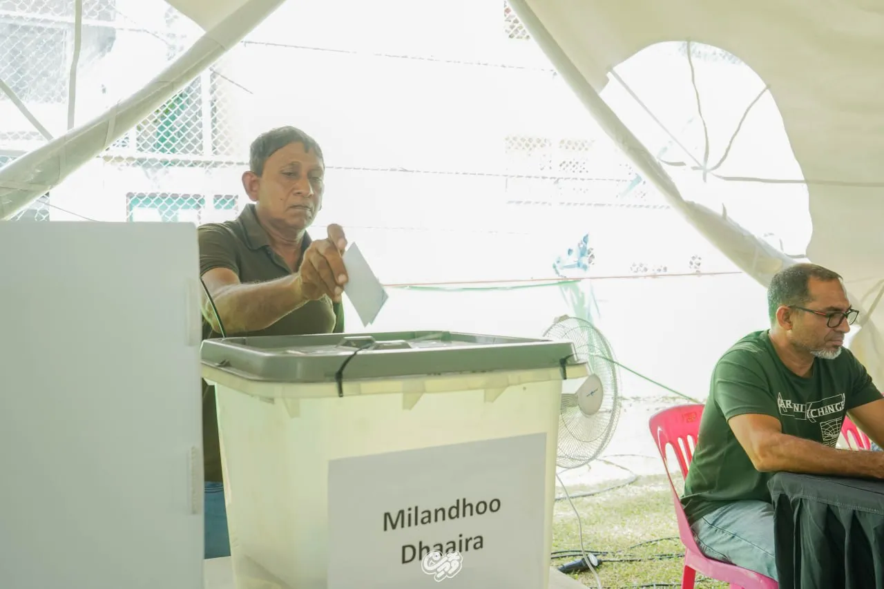މަޖިލިސް އިންތިހާބުގައި ވޯޓުލުމަށް ރީރަޖިސްޓްރީ ވާން ހުޅުވާލި ފުރުސަތު މާދަމާ ހަމަވާނެ