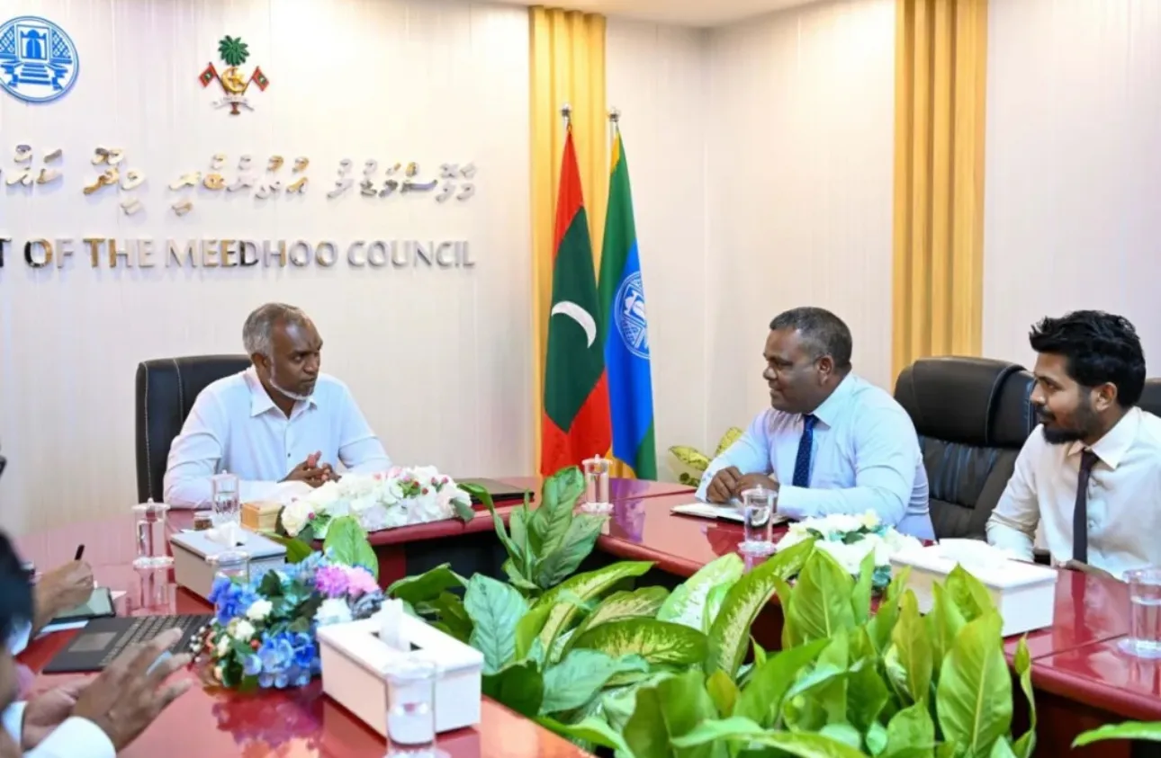 އެއާޕޯޓް އެޅުމުގެ ކަންކަމުގައި ފައިނު ކައުންސިލާއި މަޝްވަރާ ކުރަން އެދިއްޖެ