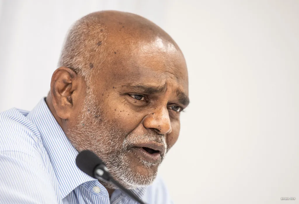 ކަނޑުން ގެއްލުނު ބައި ހޯދުމަށް ޑރ.މުނައްވަރާއި ބޭރުގެ ވަކީލުންގެ ޓީމެއް އެކުލަވާލައިފި