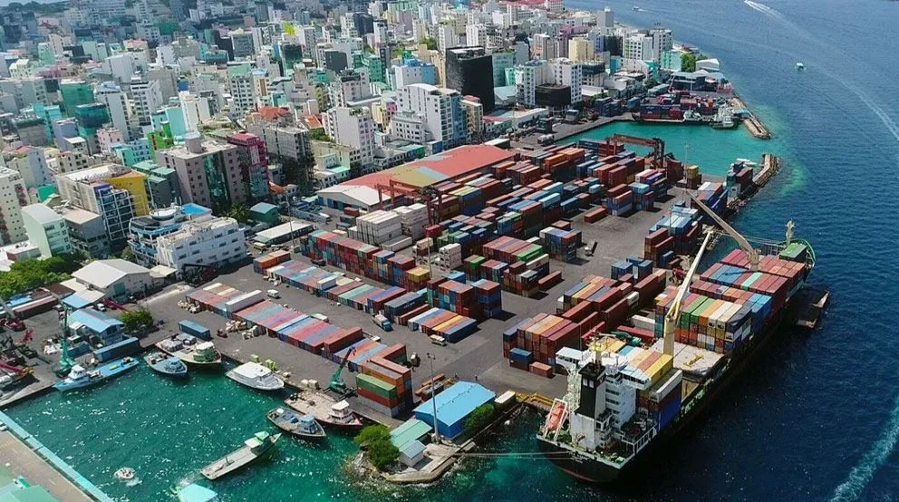 އެމްޕީއެލަށް ގަތް ތެލަށް ހިޔާނާތްތެރިވި ދެ މީހަކު އަށް އަހަރަށް ޖަލަށް، ބަދަލުގެ ގޮތުގައި 13 މިލިއަން ދައްކަން އެންގި
