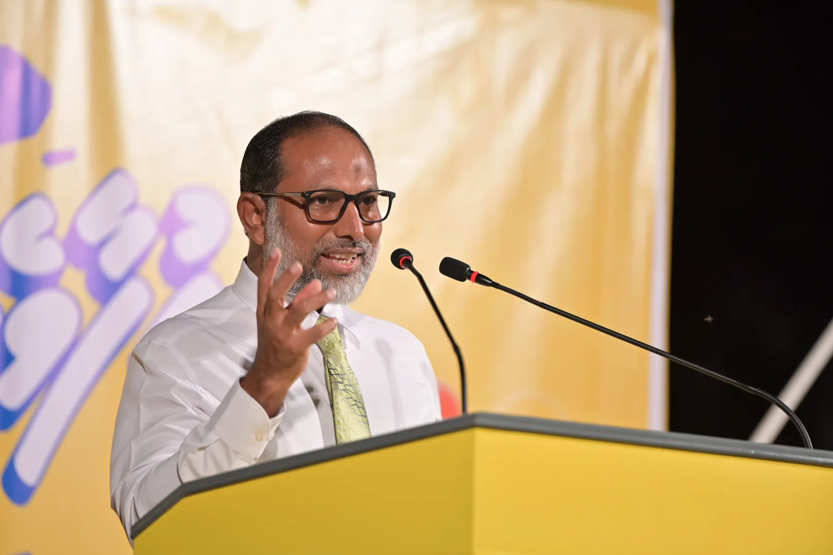 ދިވެހި ރައްޔިތުން ދިފާއުކުރަން ކުރަންޖެހުނު ކޮންމެ ކަމެއް ކުރާނަން: އިމްރާން
