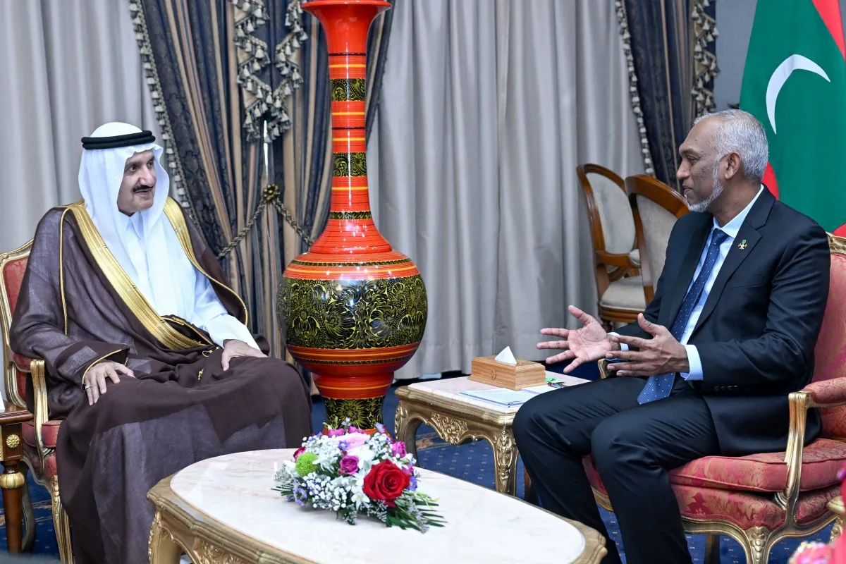 President Dr. Muizzu and  Prince Dr. Mansour bin Mutaib bin Abdulaziz Al Saud (Photo/President's Office)