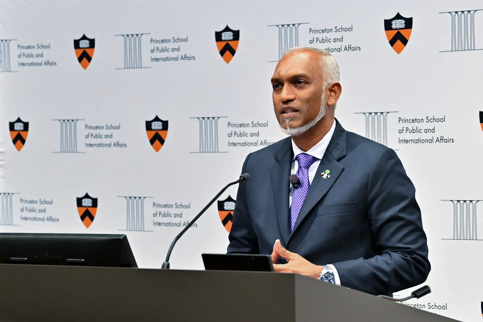އިންޑިއާ ކަނޑުގެ ބާރުތަކުގެ ތަރުތީބު ކަށަވަރުކުރުމަށް، ރާއްޖެ ބާރުގަދަ ގައުމެއްގެ ގޮތުގައި އޮންނަންޖެހޭ: ރައީސް