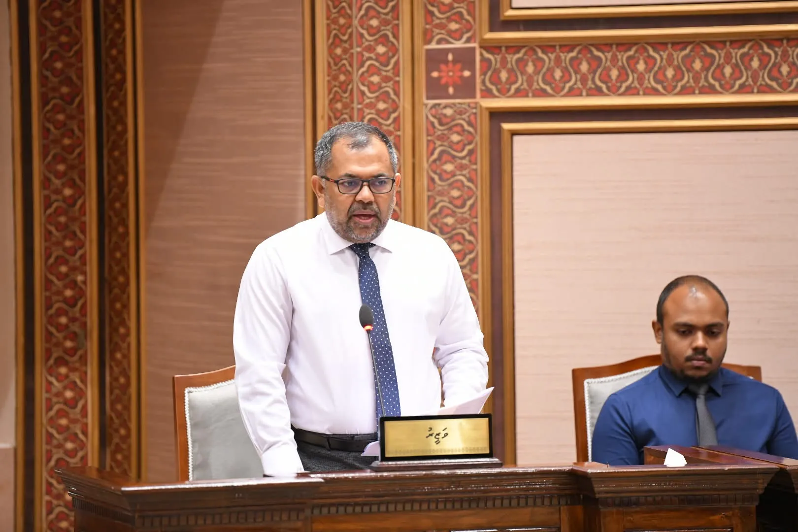 އައިއެމްއެފާއި ރޭޓިން އެޖެންސީ ތަކުންވެސް ރާއްޖެ ބަނގުރޫޓުވާ ވާހަކަ މިހާރު ނުދައްކާ: ޒަމީރު