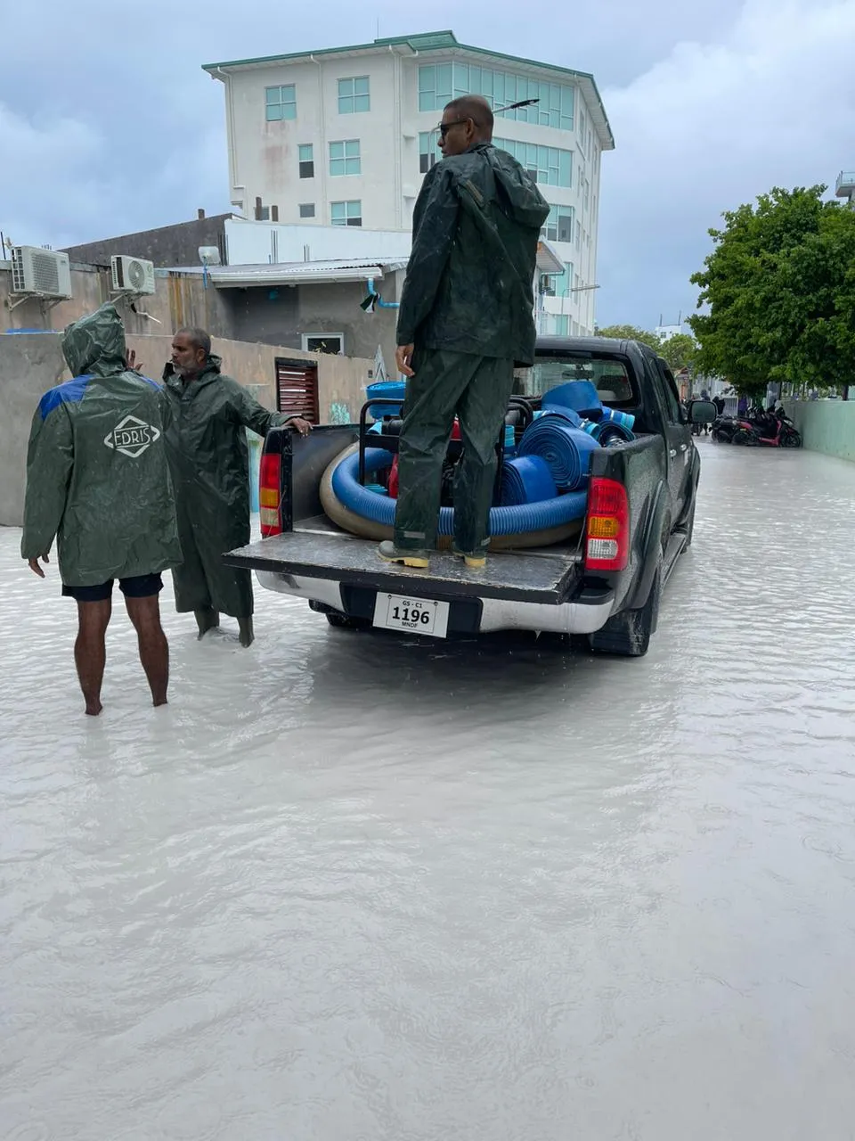 ވިއްސާރާގައި ފެންބޮޑުވެ ގެއްލުންވި 9 ރަށަކަށް އެހީތެރިކަން ފޯރުކޮށްދީފި