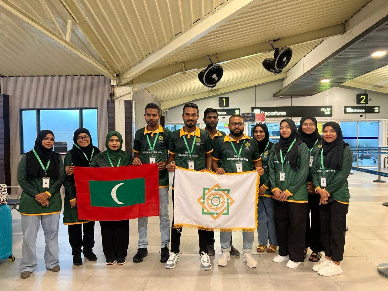 ޢިލްމީ ތަޖުރިބާ ހޯދުމުގެ ދަތުރަކަށް އައިޔޫއެމްގެ ދަރިވަރުން މެލޭޝިޔާގެ ތިން ޔުނިވާސިޓީއަކަށް