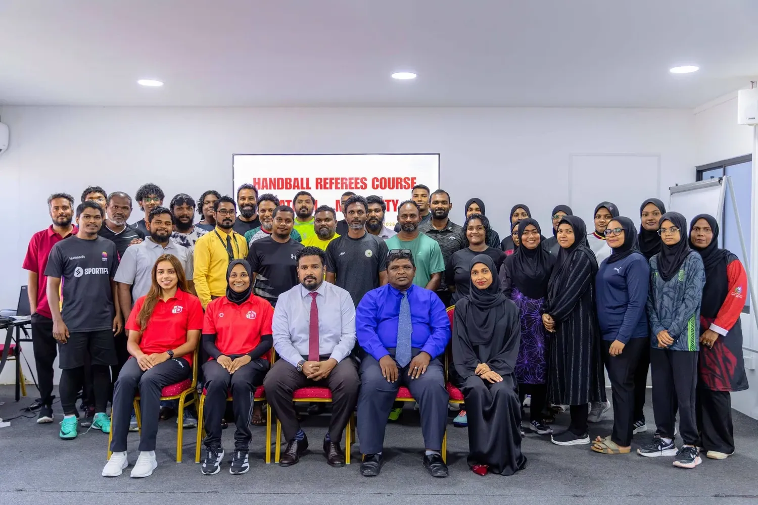 ހޭންޑްބޯލް ރެފްރީން ތަމްރީނު ކުރުމުގެ ފުރަތަމަ ކޯސް މާލޭގައި ފަށައިފި