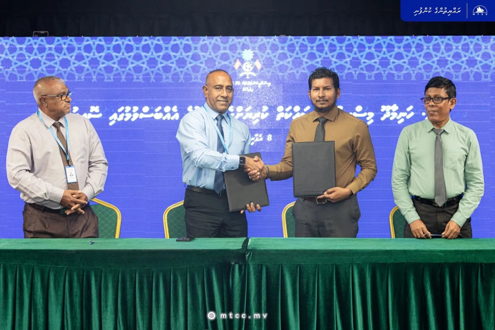 ހަނިމާދޫގައި ބިނާ ކުރަމުންދާ 500 މީހުންގެ ޖަގައިގެ މިސްކިތް ނިންމަން އެމްޓީސީސީއަށް
