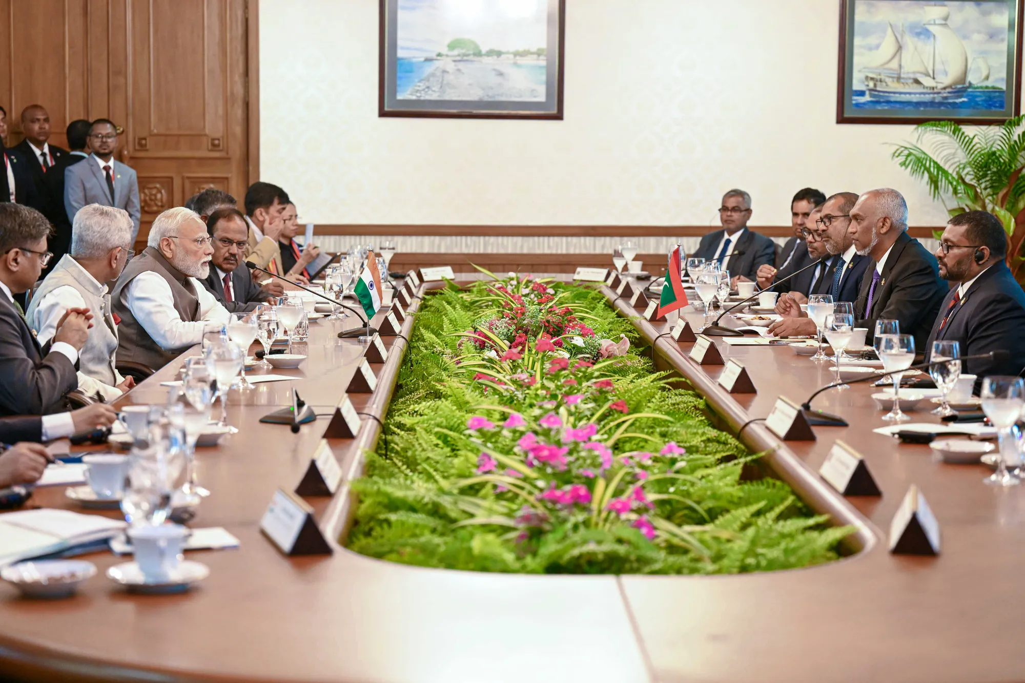 ރާއްޖެ އާއި އިންޑިއާއާ ދެމެދު ރަސްމީ މަޝްވަރާތައް ބާއްވައިފި