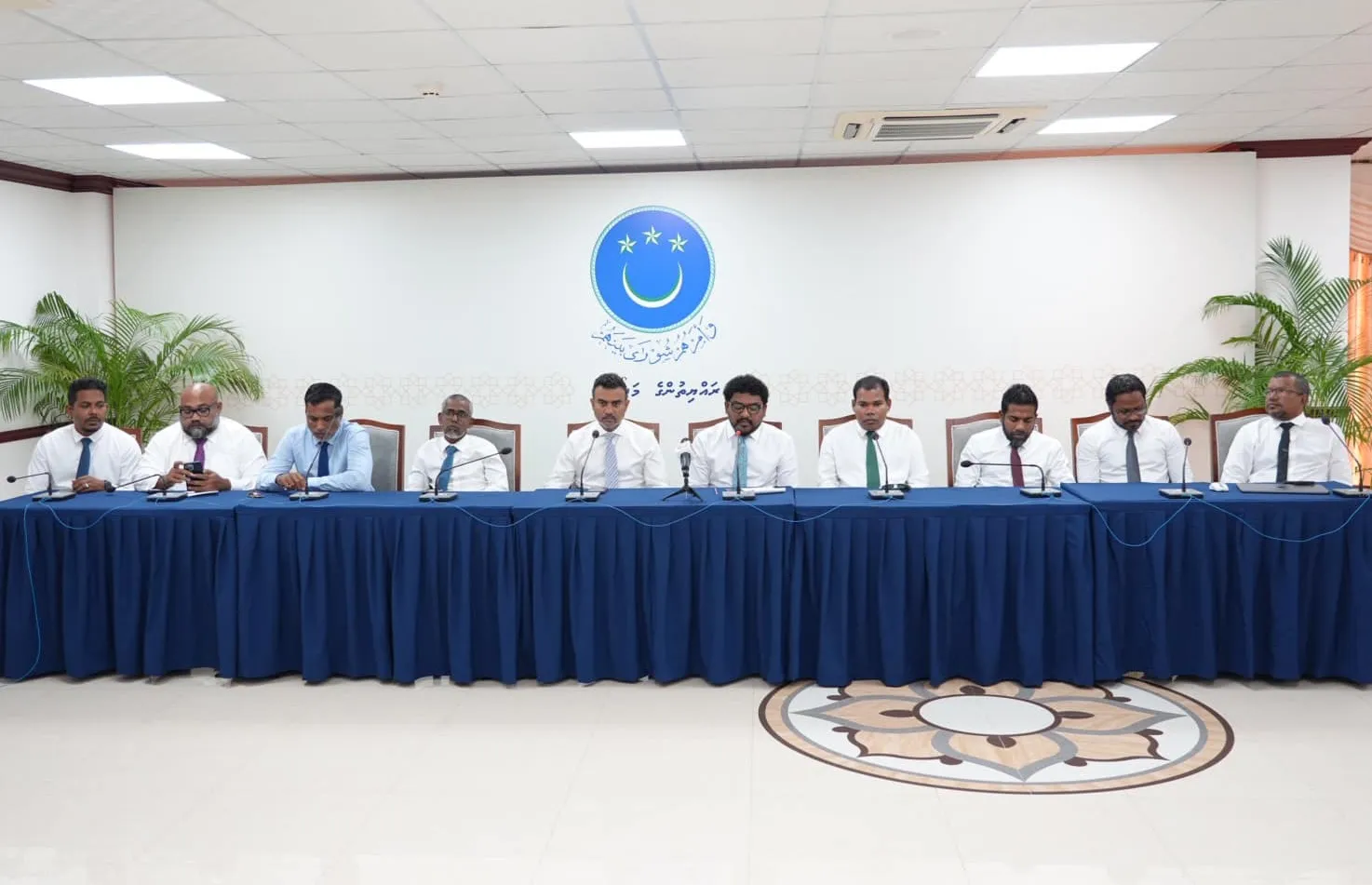 މަޖިލީހުގެ ތަޅުމުގައި އެމްޑީޕީ މެމްބަރުންނަށް ބަސް ބުނާނެ ފުރުސަތެއްނެތް: ނާޒިލް
