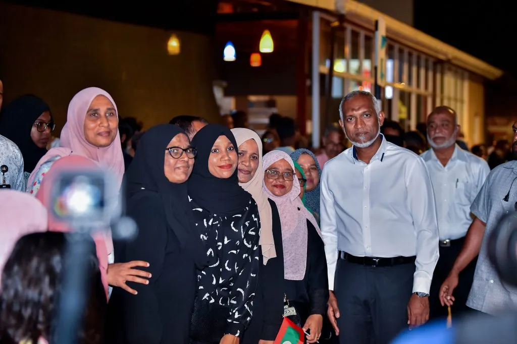 ޚާރިޖީ ސިޔާސަތު ބައްޓަންކުރުމުގައި އަންހެނުން އަދާކުރަނީ މުހިންމު ދައުރެއް: ރައީސް މުޢިއްޒު