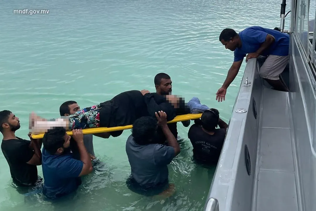 ފާރެއްވެއްޓި، ދަތުރުގޮސް އުޅުނުބަޔަކަށް އަނިޔާވެއްޖެ