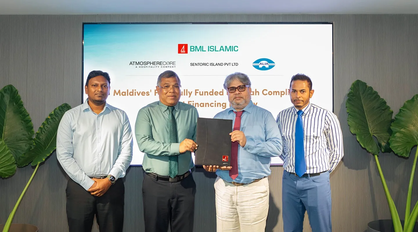 ގައުމީ ބެންކަށް ތާރީހީ ދުވަހެއް: ފުރަތަމަ ފަހަރަށް މުޅި ރިސޯޓެއް ތަރައްގީ ކުރަން އިސްލާމިކް ފައިނޭންސިން ހަމަޖައްސައިފި