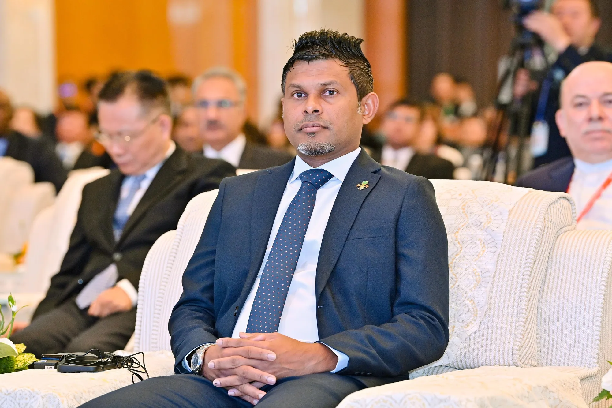 ކޮންމެ ދަރިވަރަކީވެސް މުޖުތަމައަށް މުހިންމު ދަރިވަރެއްގެ ގޮތުގައި ބިނާ ކުރުމަށް ނައިބު ރައީސް އިލްތިމާސްކުރައްވައިފި