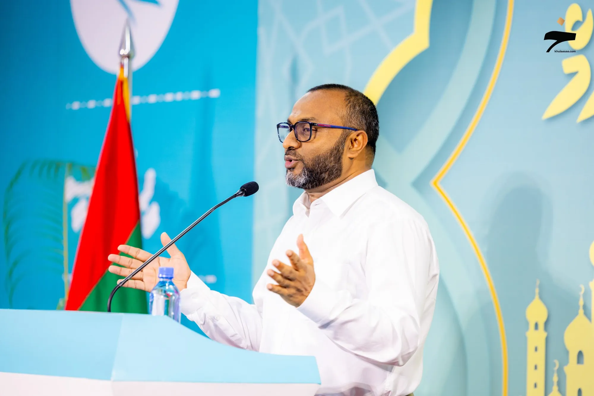 ސިޔާސީ ޚިޔާލުފާޅުކުރުމުގައި އިންސާނީ ކަރާމަތަށް އިޙުތިރާމް ކުރަންޖެހޭނެ: މިނިސްޓަރު ޝަހީމް