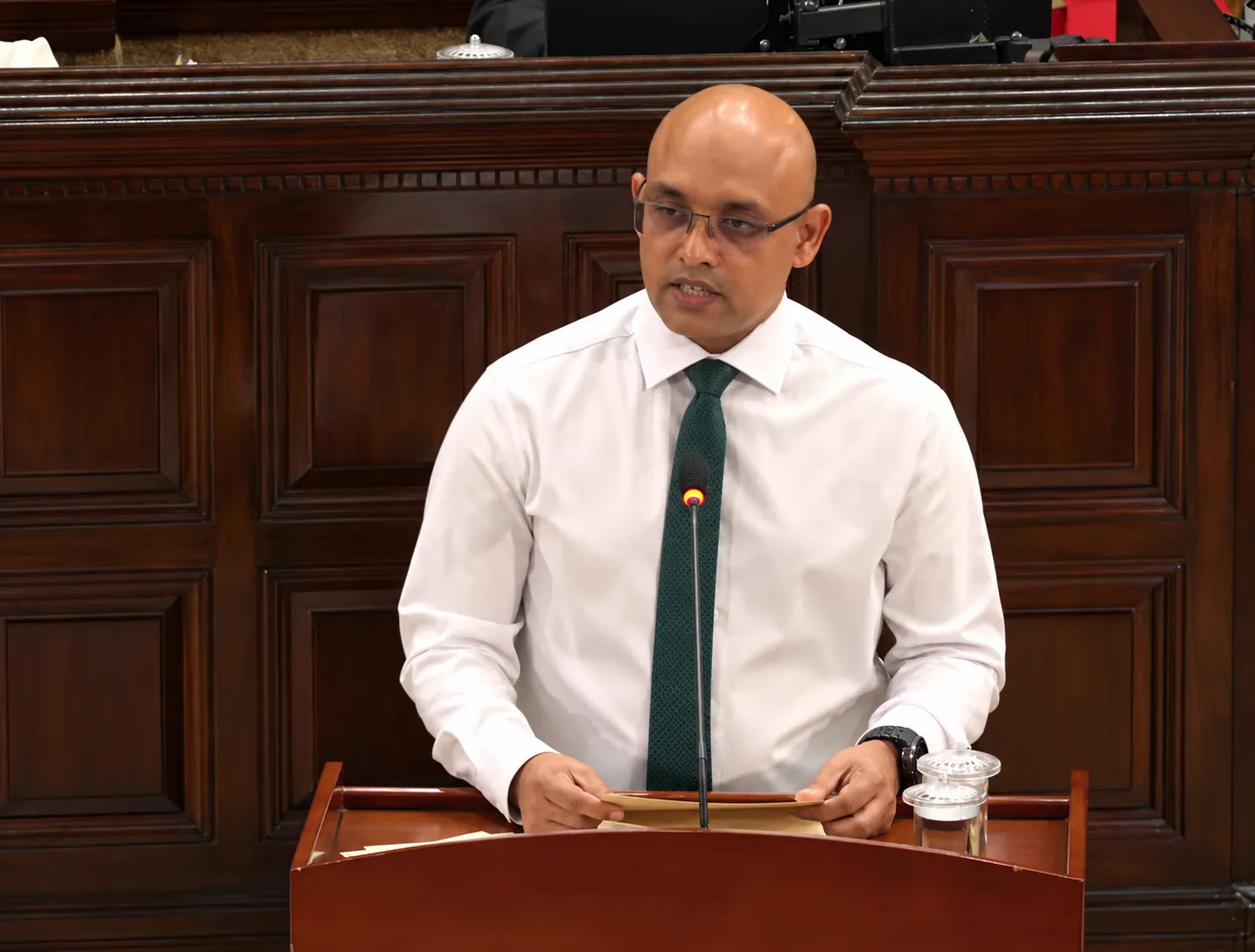 މިއަހަރުގެ ނިޔަލަށް ދަރަނި ދެއްކުމަށް 11.7 ބިލިއަން ރުފިޔާ ހޭދަވާނެ: ޒަރީރު