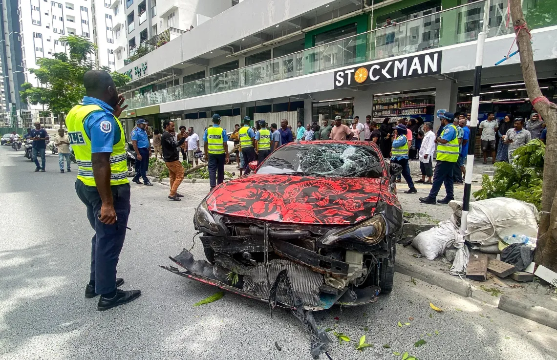 ހުޅުމާލޭގައި ހިނގި ނުރައްކާތެރި އެކްސިޑެންޓް: ކާރު ދުއްވި މީހާގެ ބަންދު އަމުރު ބާޠިލުކޮށްފި