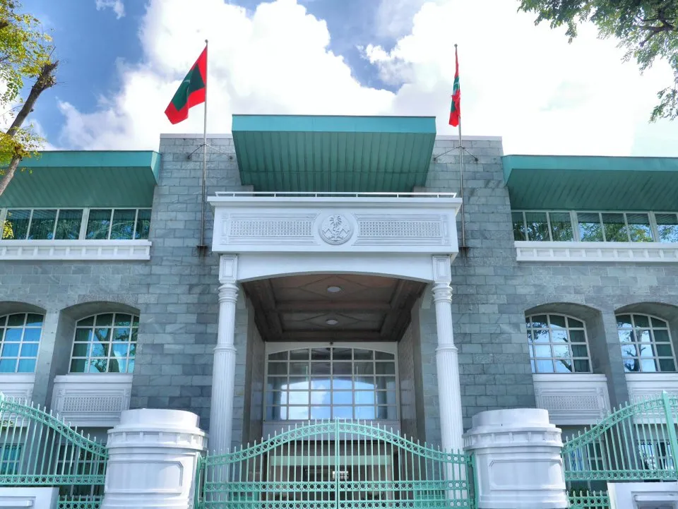 ސެމްޕްޓެމްބަރ 5 ވާ ބުރާސްފަތި ދުވަސް ސަރުކާރު ބަންދު ކުރަން ރައީސް ނިންމަވައިފި
