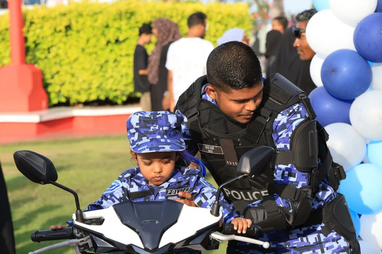 ފުލުހުން ބޭނުންކުރާ އުޅަނދުތައް ދައްކާލުމަށް ހާއްސަ ހަރަކާތެއް މިއަދު ހުޅުމާލޭގައި އޮންނާނެ!