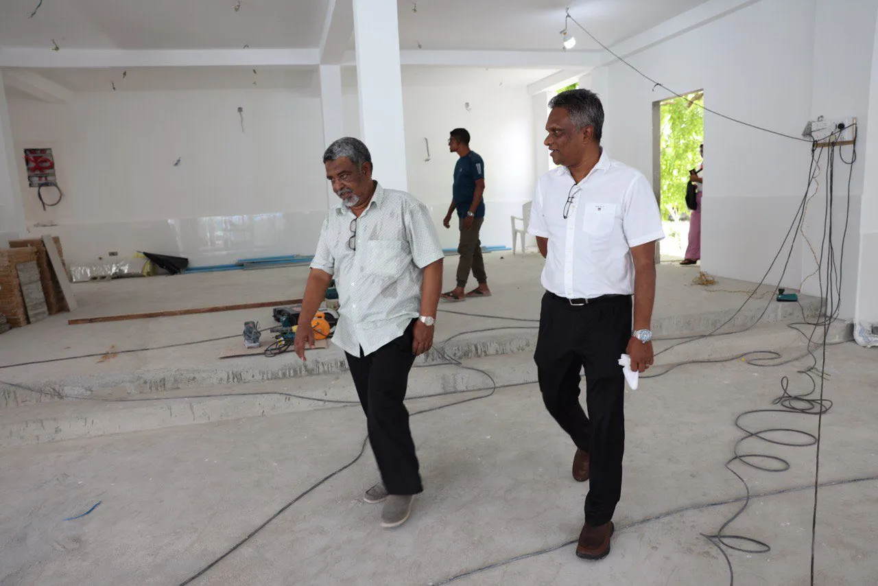 އާސަހަރާގެ މަސައްކަތް ސެޕްޓެންބަރު މަސް ތެރޭ ނިންމާލެވޭނެ: މޭޔަރު އާޒިމް
