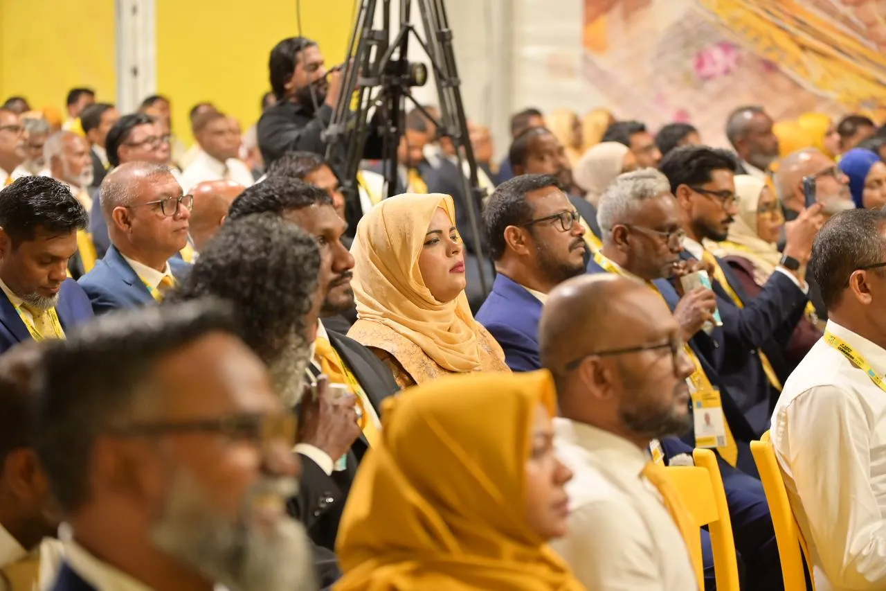 ފައްޔާޒު ހުށައެޅުއްވި ބޮޑު ބަދަލު ކޮންގްރެސްއިން ފާސްކޮށްފި